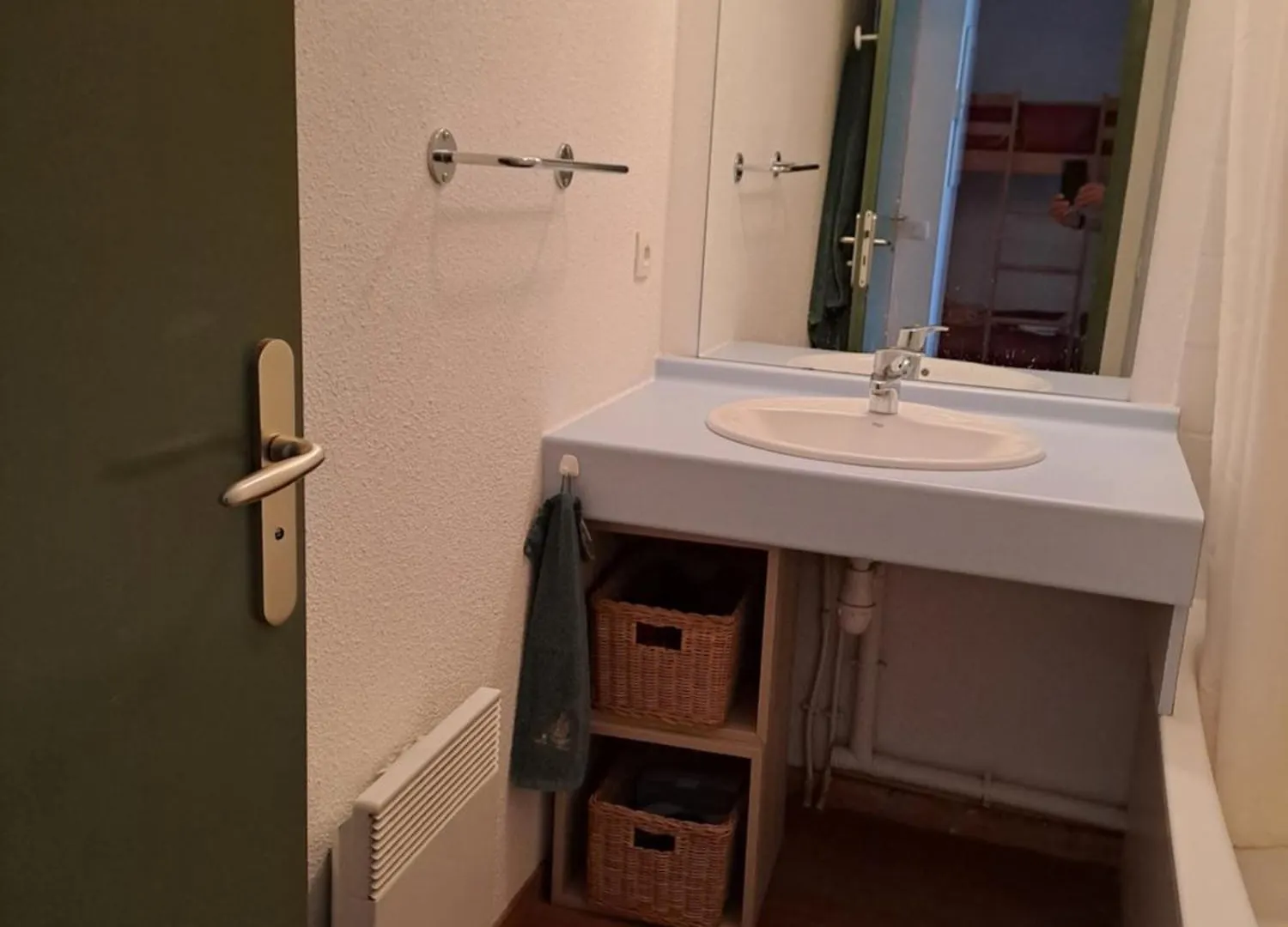 2 Pieces Sur Les Hauteurs De Saint-Francois-Longchamp Apartment